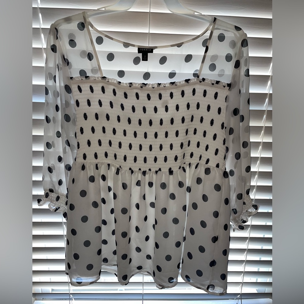 Torrid polka dot blouse